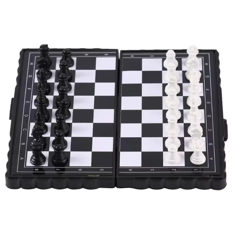 Jeu d'échecs magnétique miniat - Kids Outdoor Toys B&Q avis et prix